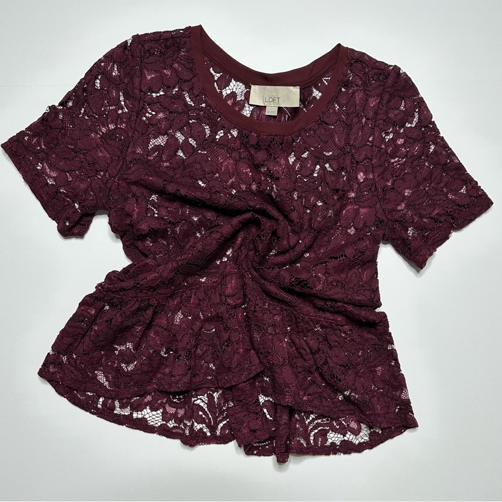 Ann Taylor LOFT burgundy lace blouse xs - pre-owned